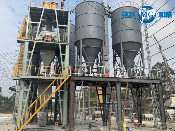 干粉攪拌機(jī)在外流設(shè)施上的檢修測試 干粉攪拌機(jī)在外流設(shè)施上的檢修測試