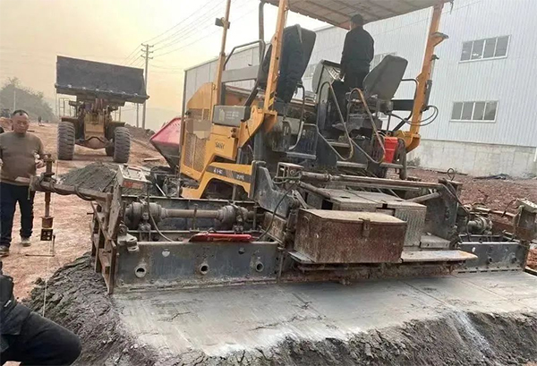 四川達(dá)州首條磷石膏示范段應(yīng)用道路順利開工 四川達(dá)州首條磷石膏示范段應(yīng)用道路順利開工